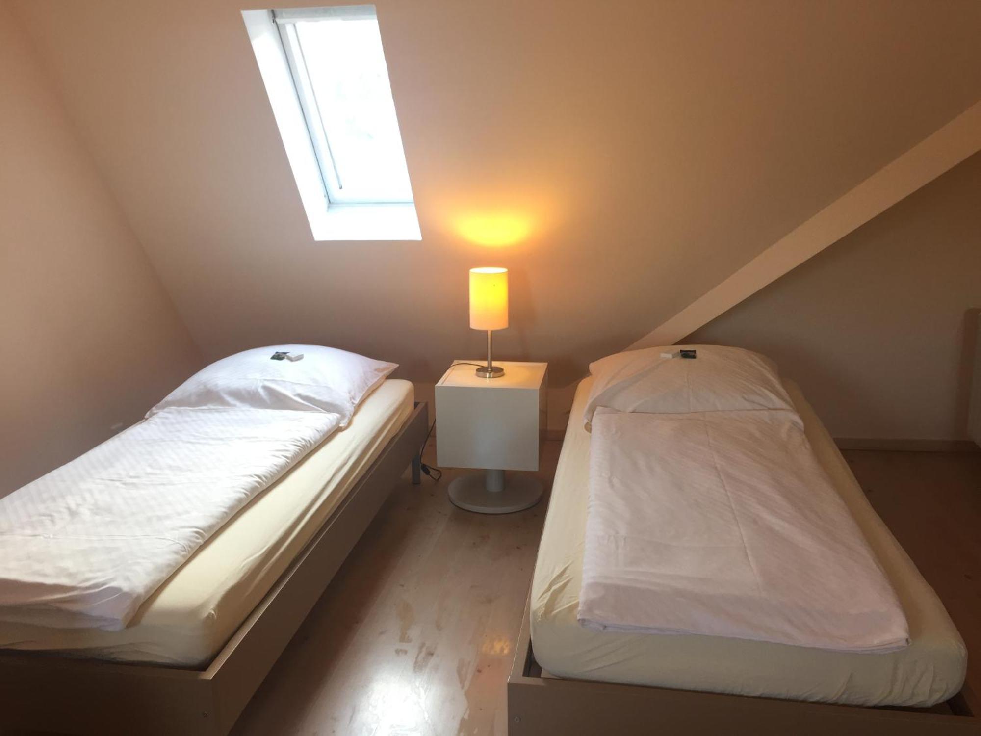 Barcelona Bed & Breakfast Düsseldorf Rum bild
