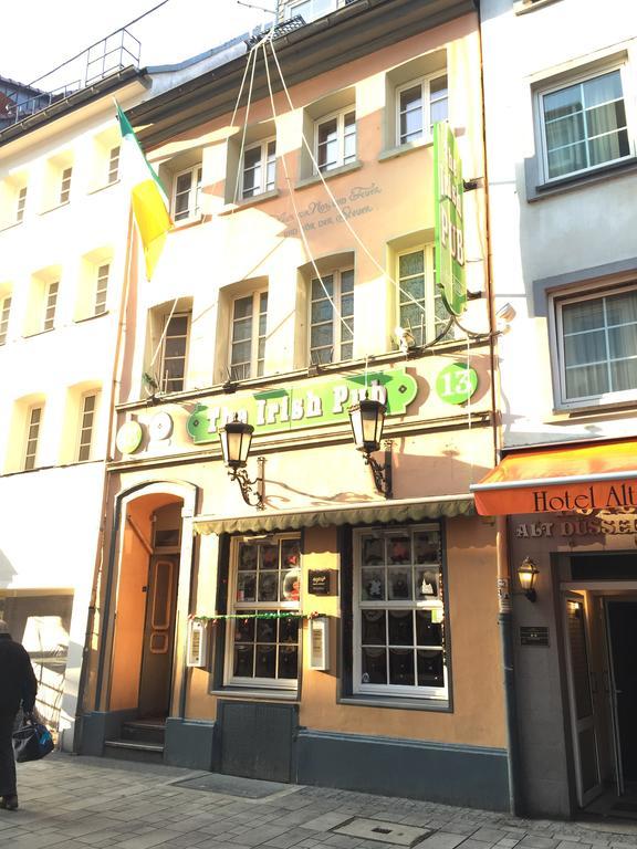 Barcelona Bed & Breakfast Düsseldorf Exteriör bild