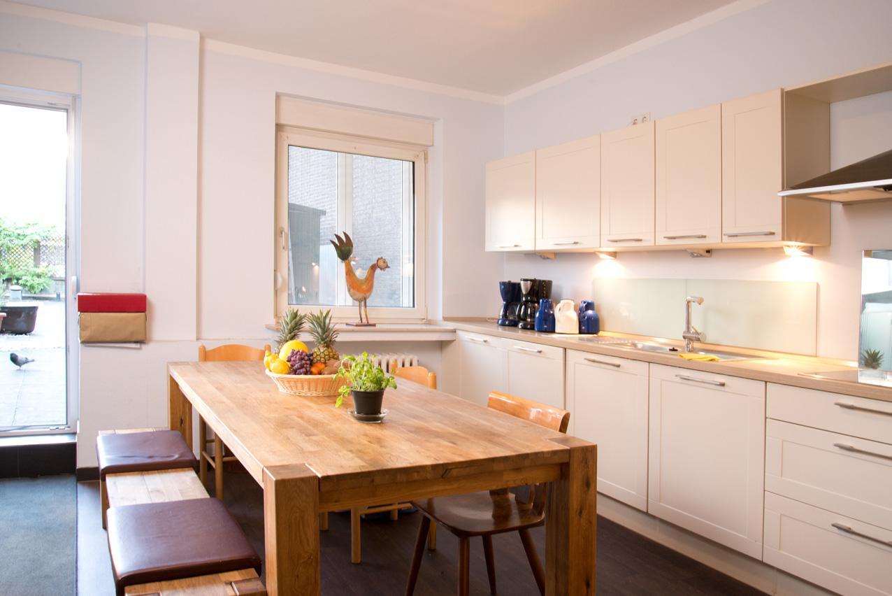 Barcelona Bed & Breakfast Düsseldorf Exteriör bild