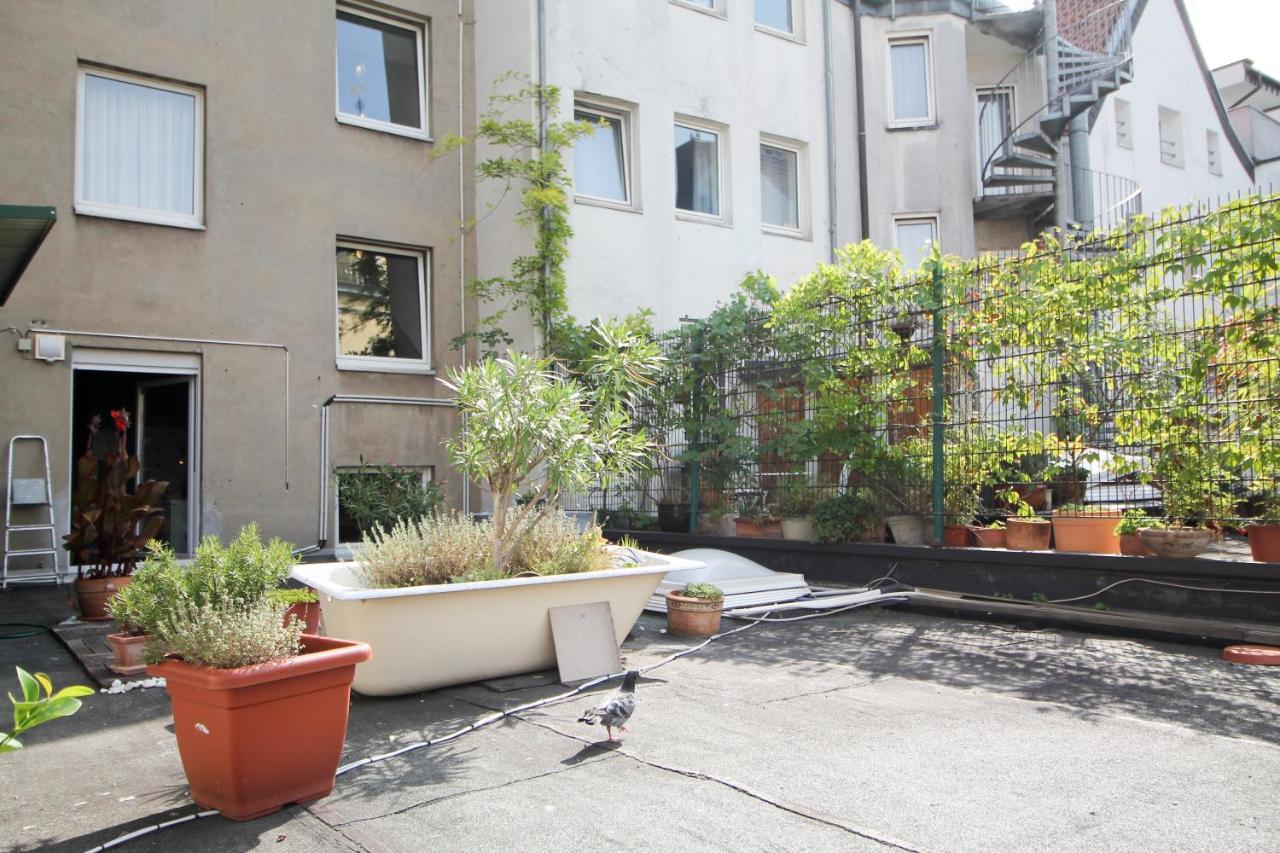 Barcelona Bed & Breakfast Düsseldorf Exteriör bild